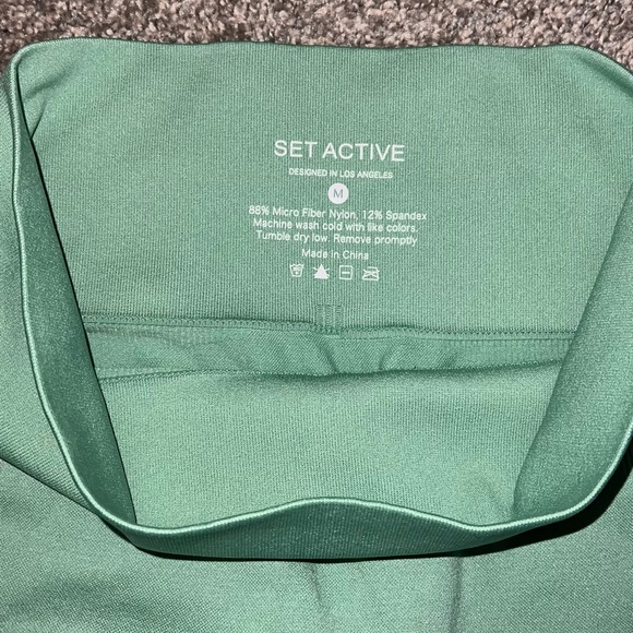 SET ACTIVE SCULPTFLEX® LEGGINGS - Picture 3 of 5